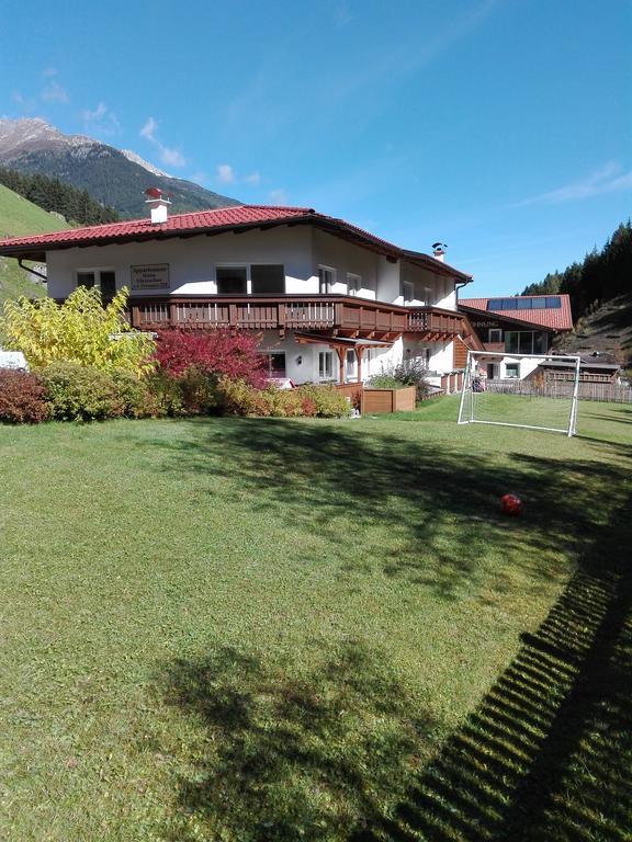 Appartementhaus Gleirscher Нойштифт-им-Штубайталь Экстерьер фото